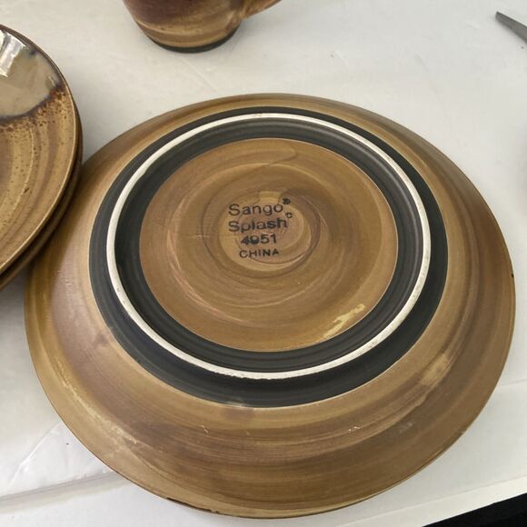 Stoneware Salad Appetizer Dessert Plates 4 With 4 Coffee Mugs Cups Sando Splash - Picture 8 of 8